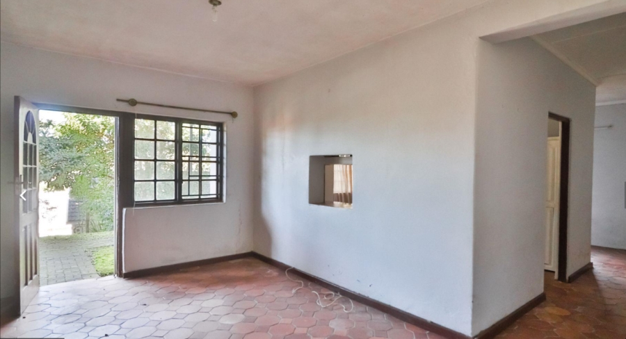 5 Bedroom Property for Sale in Abbotsford Eastern Cape
